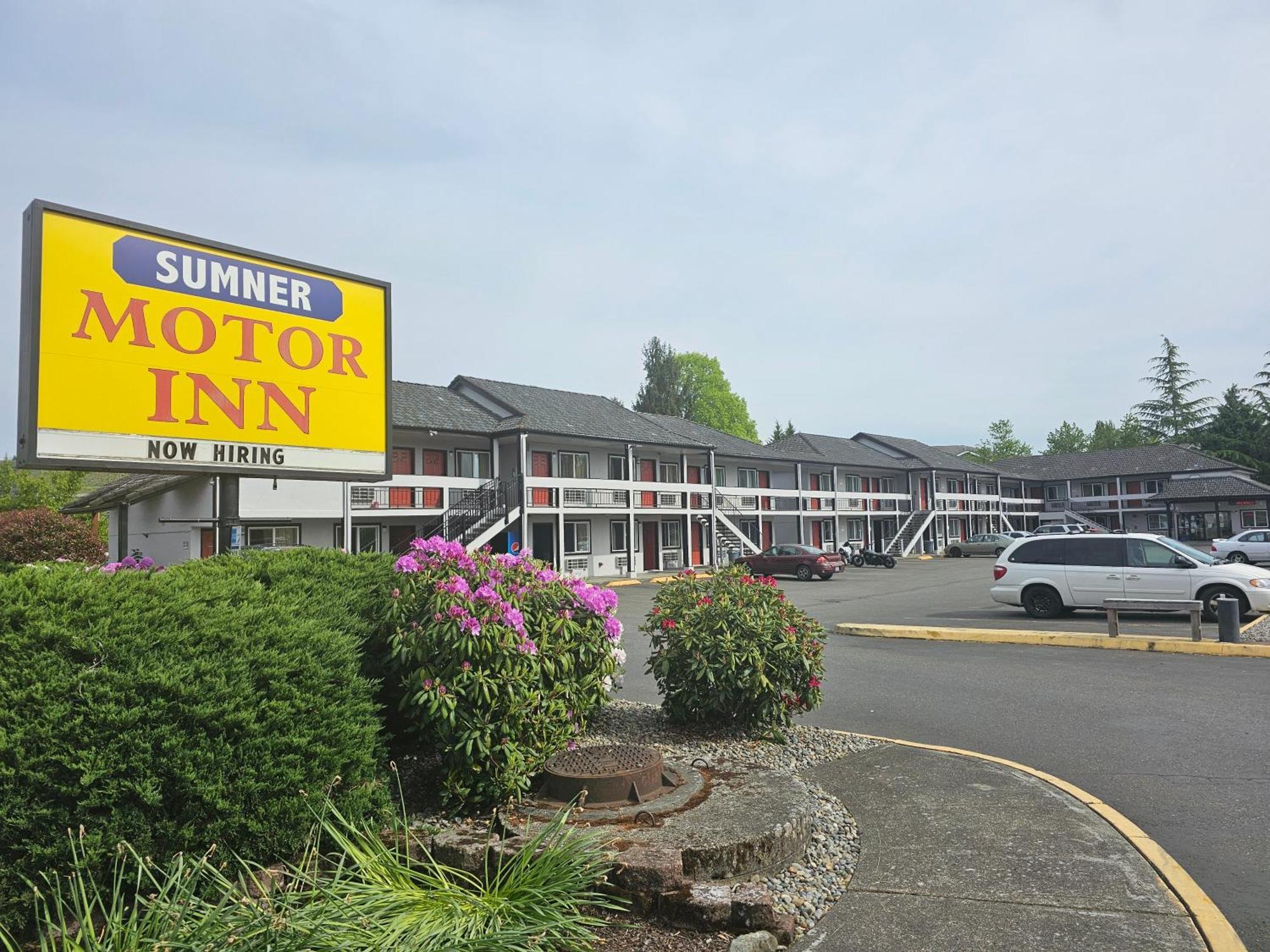 Sumner Motor Inn Exterior photo